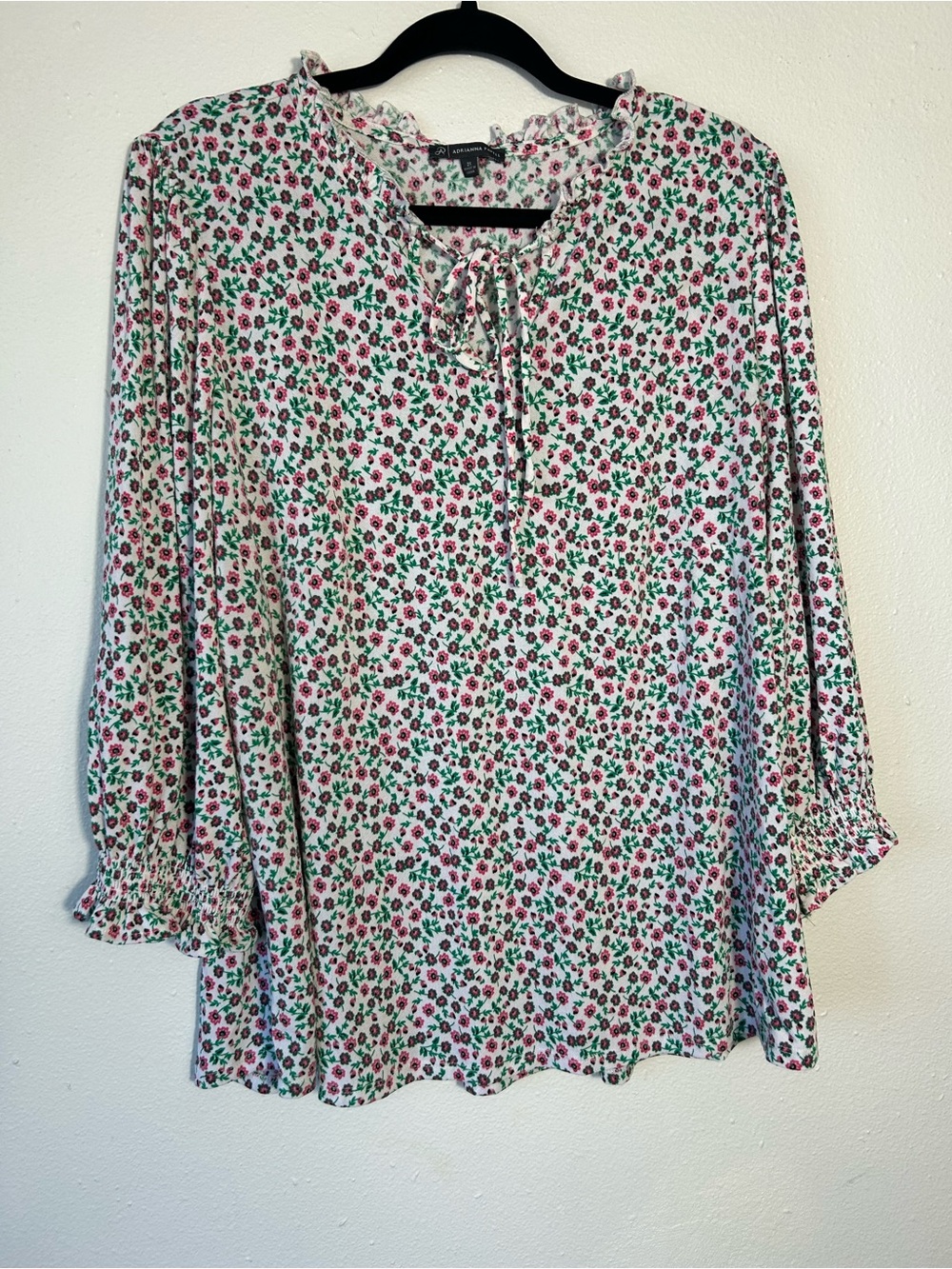 Adrianna Papell 2X Blouse Ditsy Floral Smocked Cuff Keyhole Tie Ruffle Neck Top